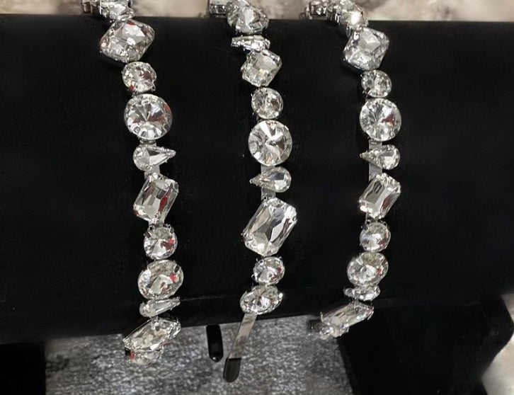 Silver rhinestone hairlikekweenca